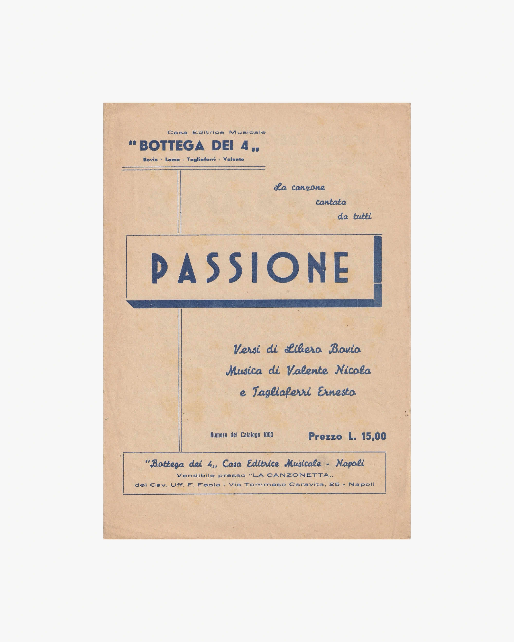 Music booklet - Passione Old Books Props!