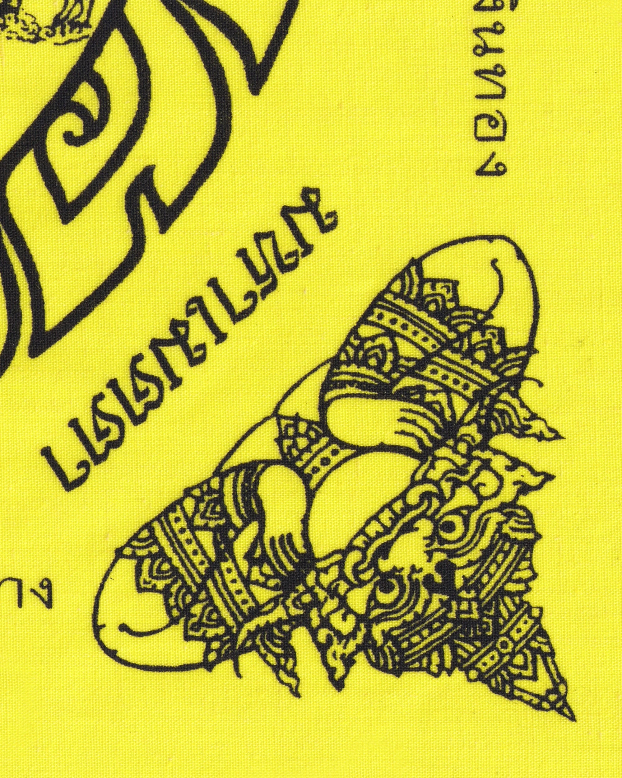 Pha Yant “Jatukam Ramathep” yellow/black Pha Yant Props!