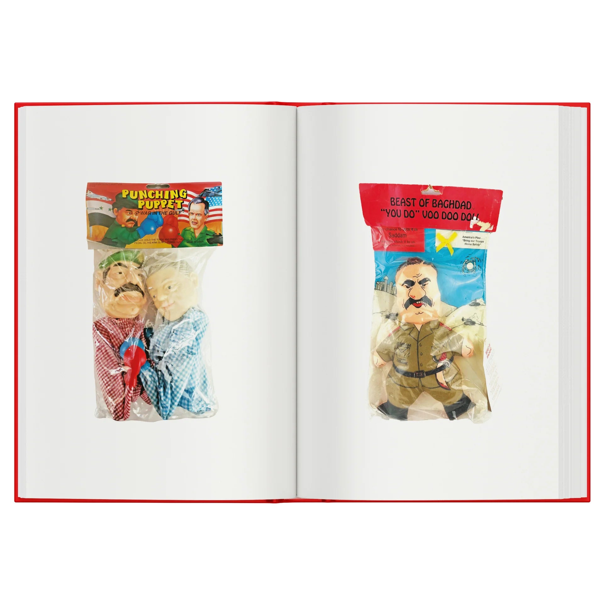 Never Forget: Souvenirs from The Gulf War & The War on Terror - W.M.D Art Books Lock Books